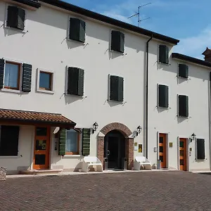 Relais Corte Pontigliardo , Colà Italia